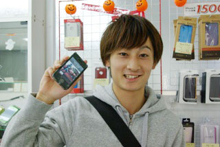 iPhone4 フロントガラス割れ